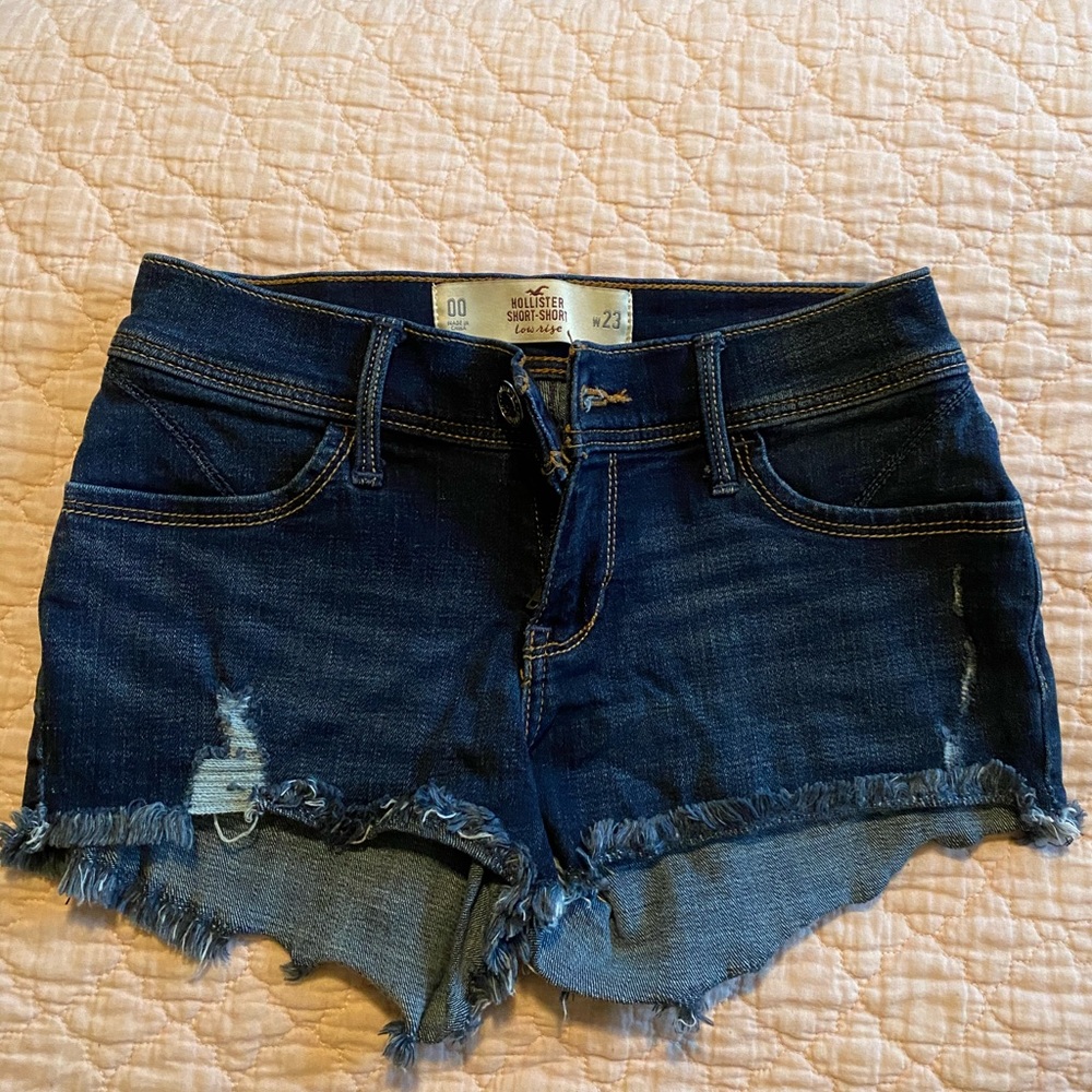 Hollister low-rise denim cut off shorts